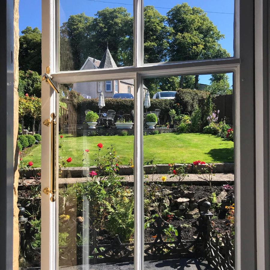 Leven House Bed And Breakfast 크리프 외부 사진