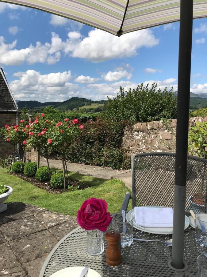 Leven House Bed And Breakfast 크리프 외부 사진