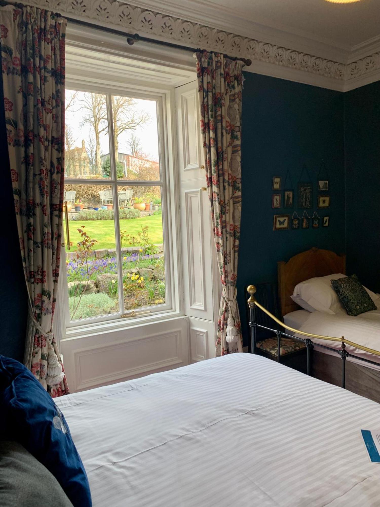 Leven House Bed And Breakfast 크리프 외부 사진